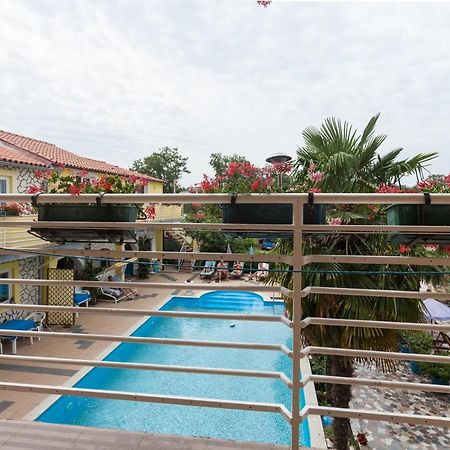 Apartments Paradis Rovinj Exterior photo