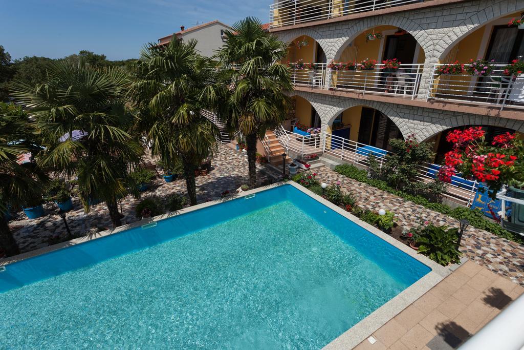 Apartments Paradis Rovinj Exterior photo
