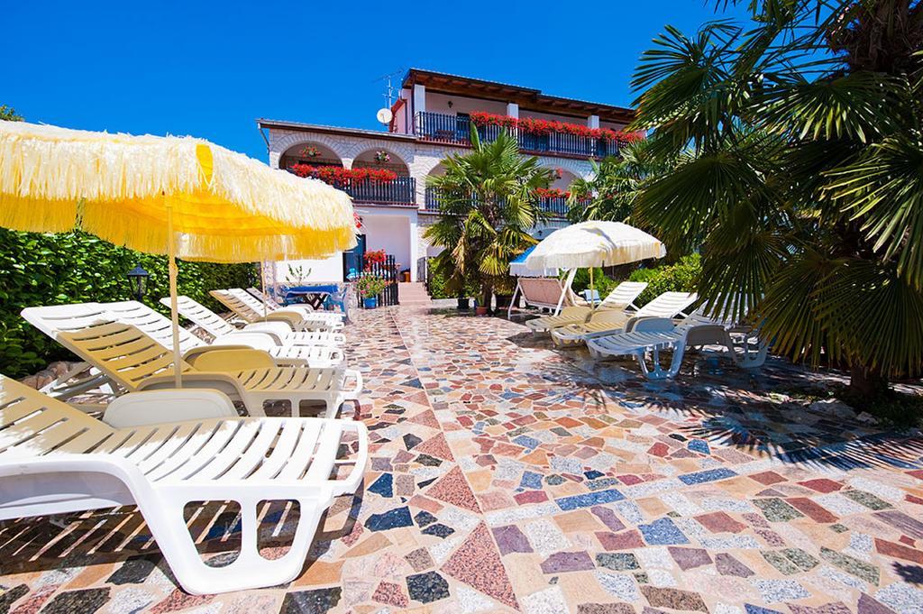 Apartments Paradis Rovinj Exterior photo